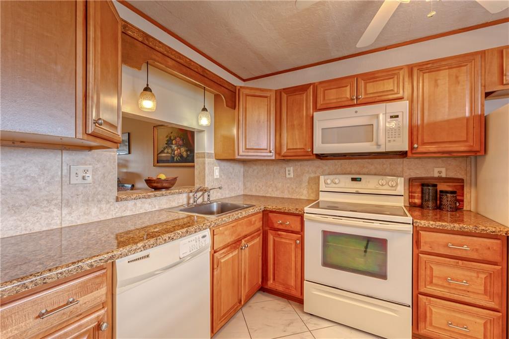 LAS VISTAS - Residential