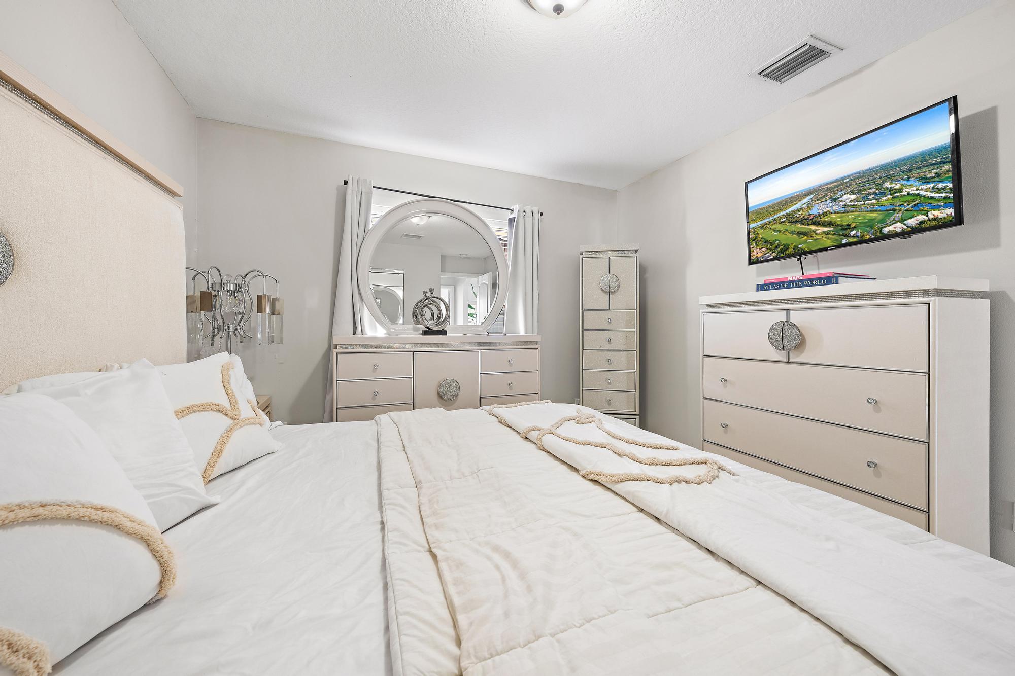 LAKE OSBORNE HEIGHTS - Residential