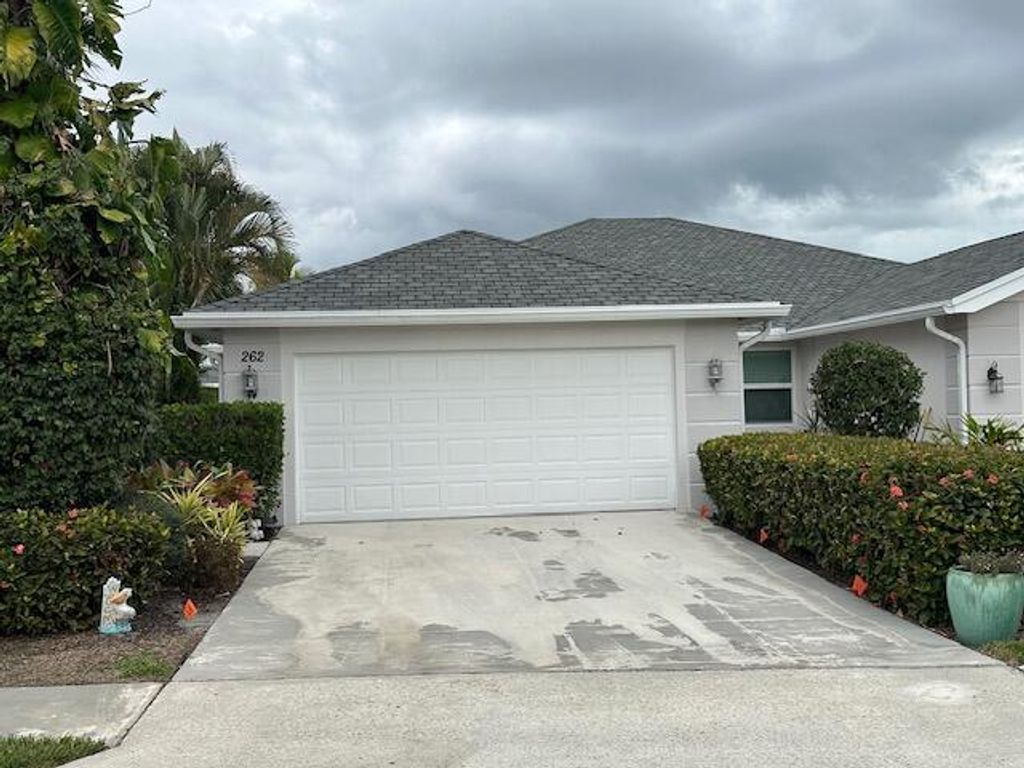 Photo of 262 Brier Circle, Jupiter, FL 33458 (MLS # R11160465)