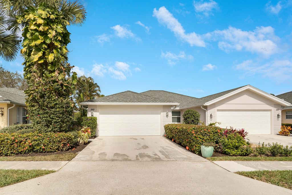 Photo of 262 Brier Circle, Jupiter, FL 33458 (MLS # R11160465)