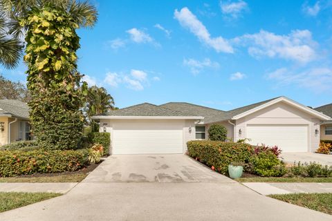 Photo of 262 Brier Circle, Jupiter, FL 33458 (MLS # R11160465)