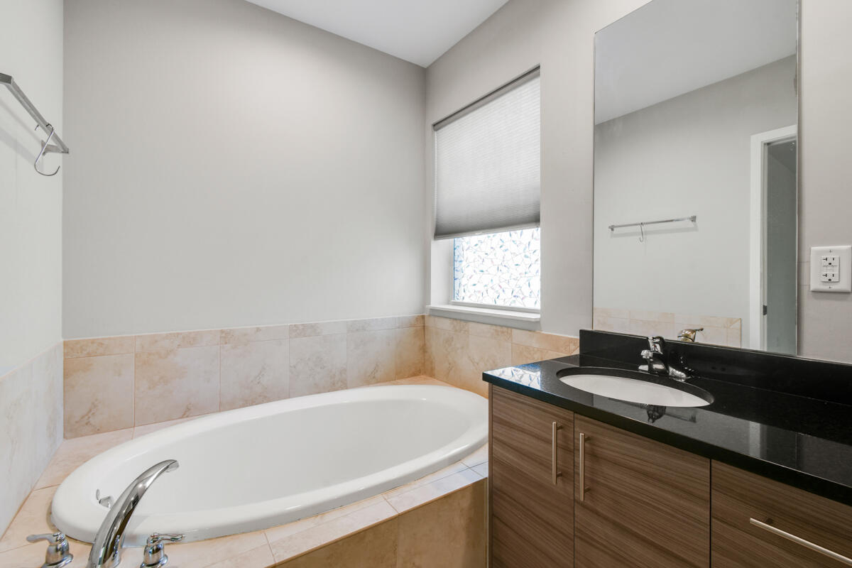 HERITAGE ENCLAVE - Residential