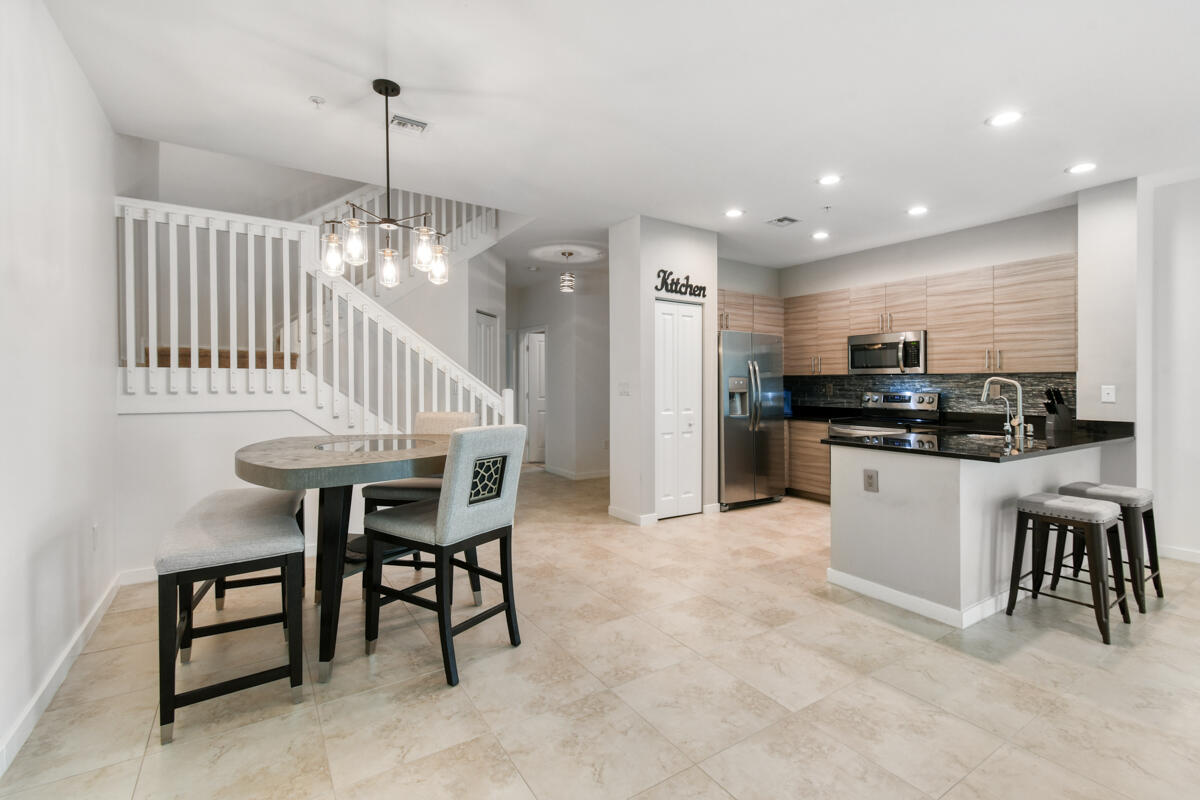 HERITAGE ENCLAVE - Residential