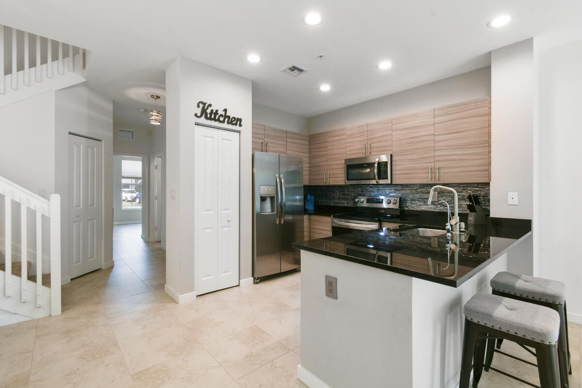 HERITAGE ENCLAVE - Residential