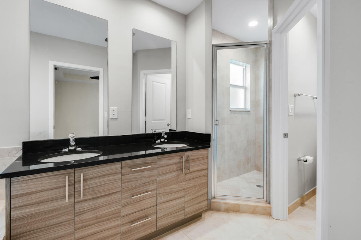 HERITAGE ENCLAVE - Residential