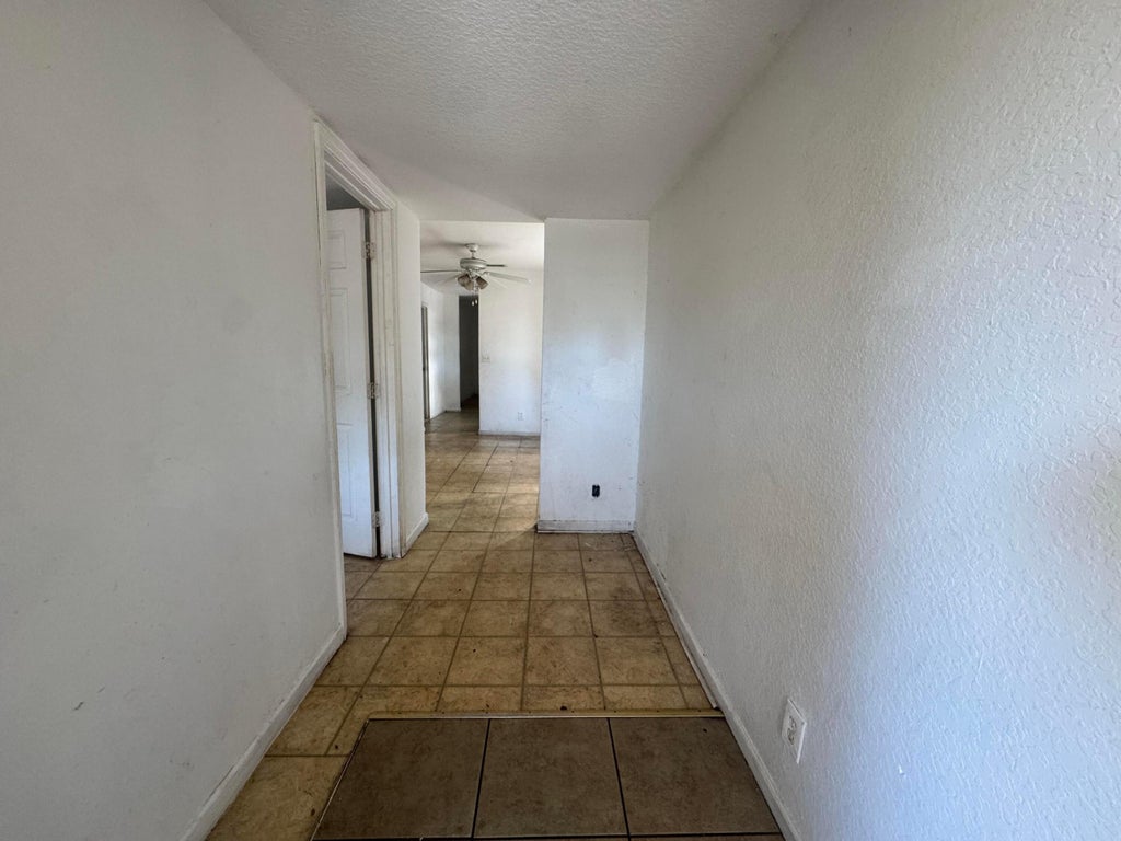 Photo of 11 S D Street, Lake Worth Beach, FL 33460 (MLS # B26073086)