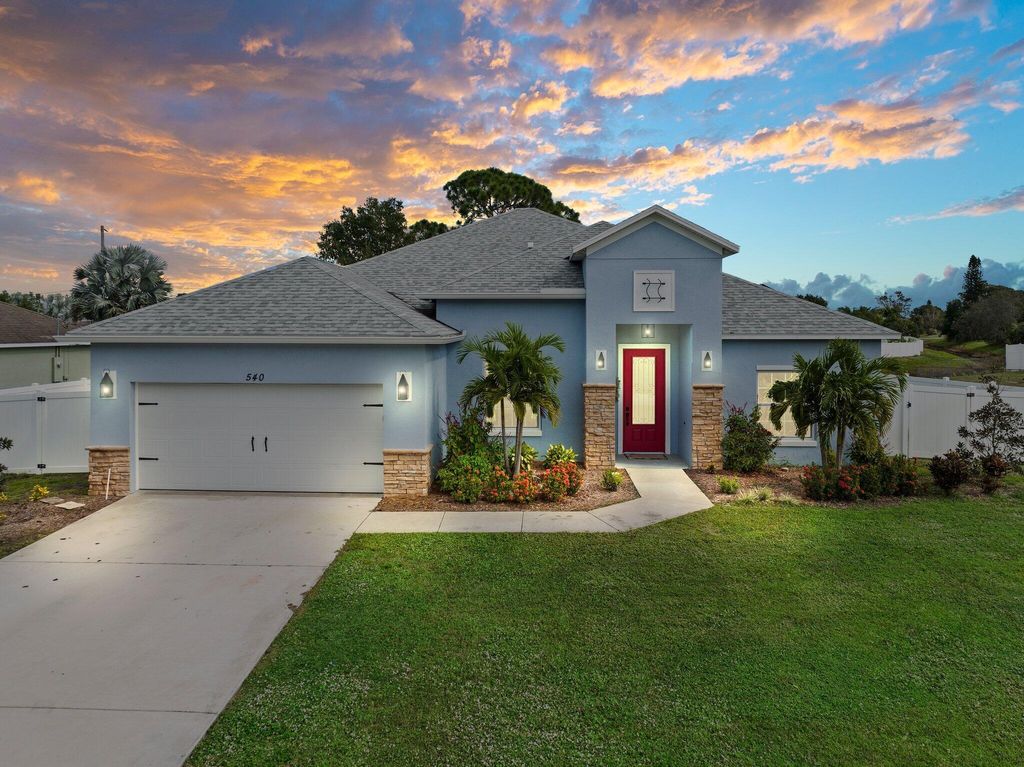 Photo of 540 SW Quick Circle, Port Saint Lucie, FL 34953 (MLS # R10944588)