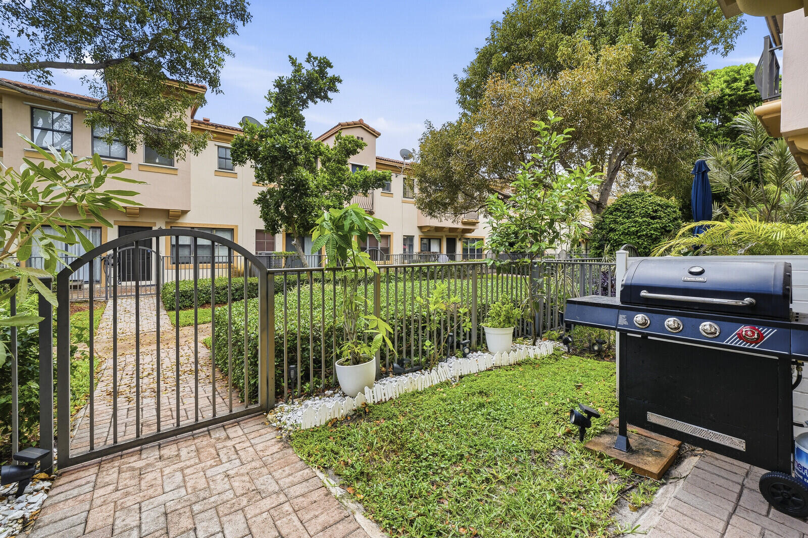 GRAND CYPRESS REPLAT - Residential