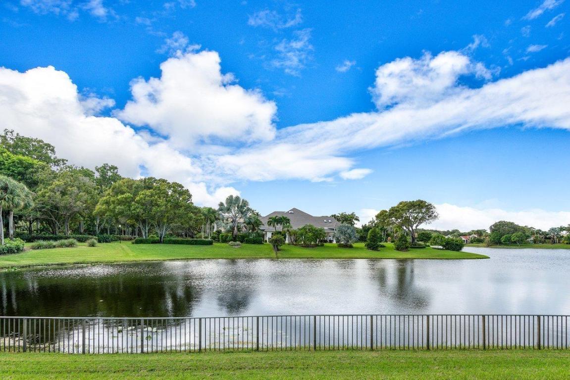 FRENCHMANS CREEK - Residential