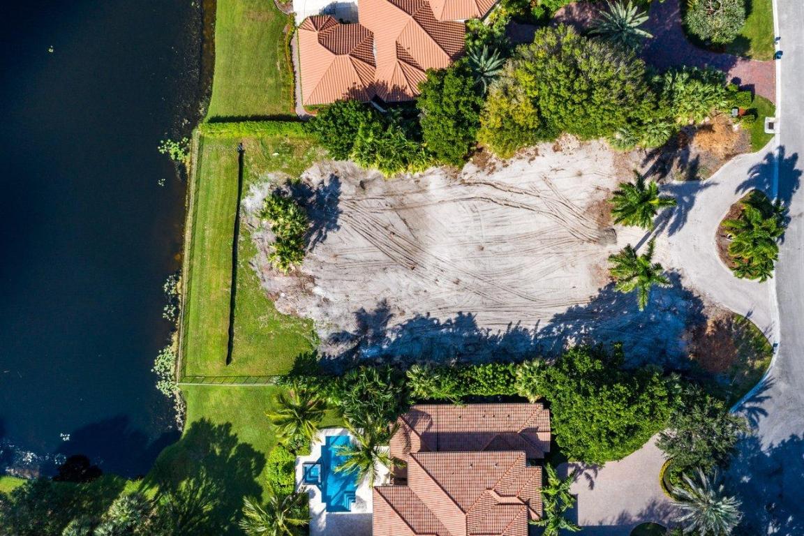 FRENCHMANS CREEK - Residential