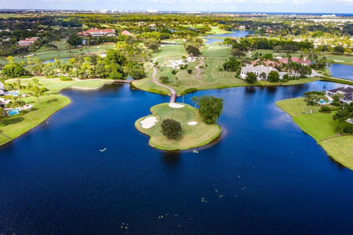 FRENCHMANS CREEK - Residential