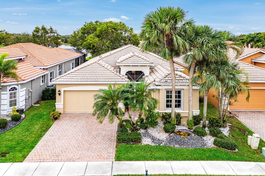 Photo of 8688 VIA AVELLINO, Lake Worth, FL 33467 (MLS # B26056238)