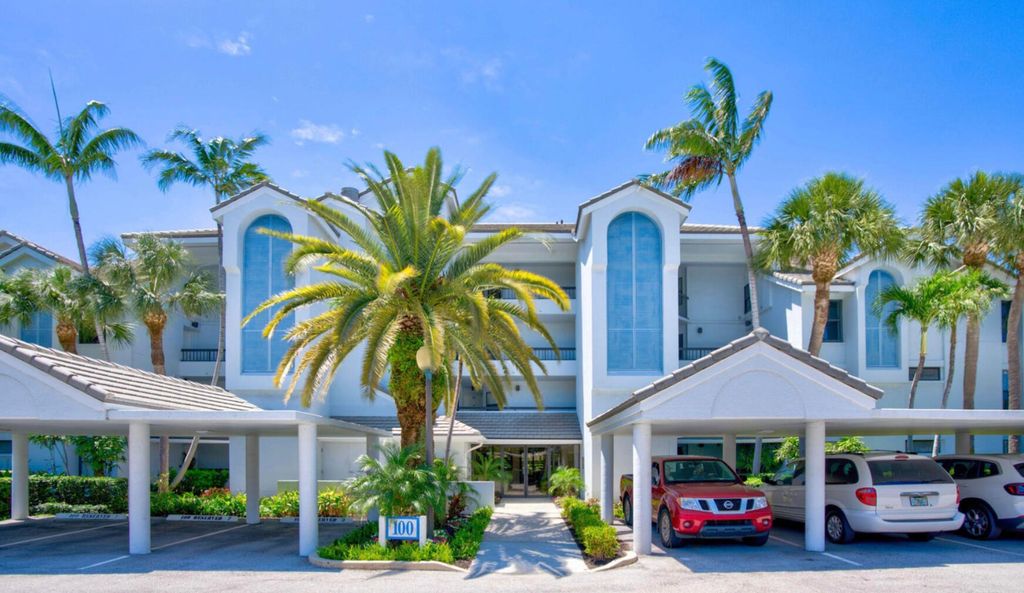 Photo of 133 Bay Colony Drive N, Juno Beach, FL 33408 (MLS # R11032411)