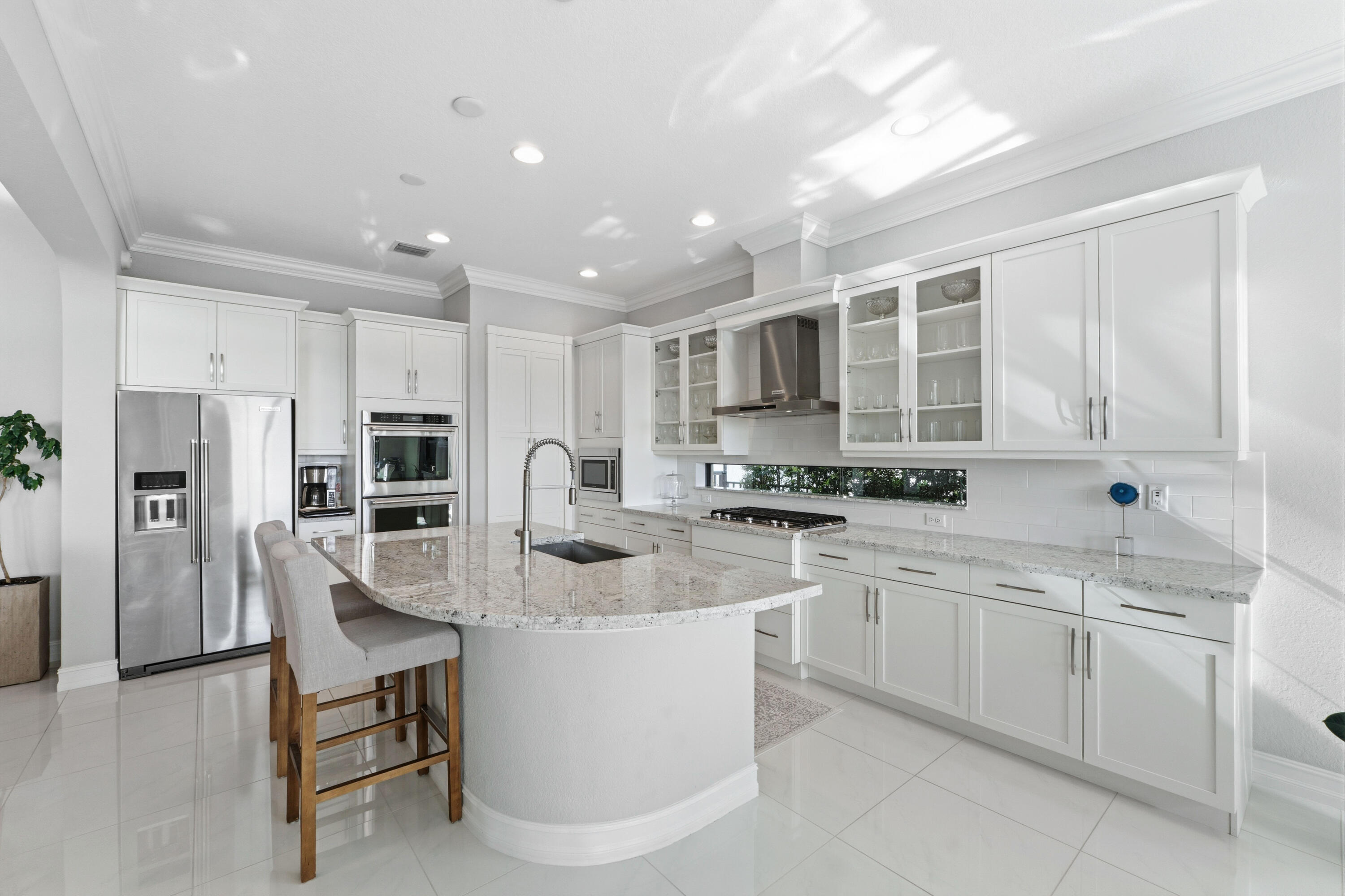 BRUSCHI PROPERTY - Residential