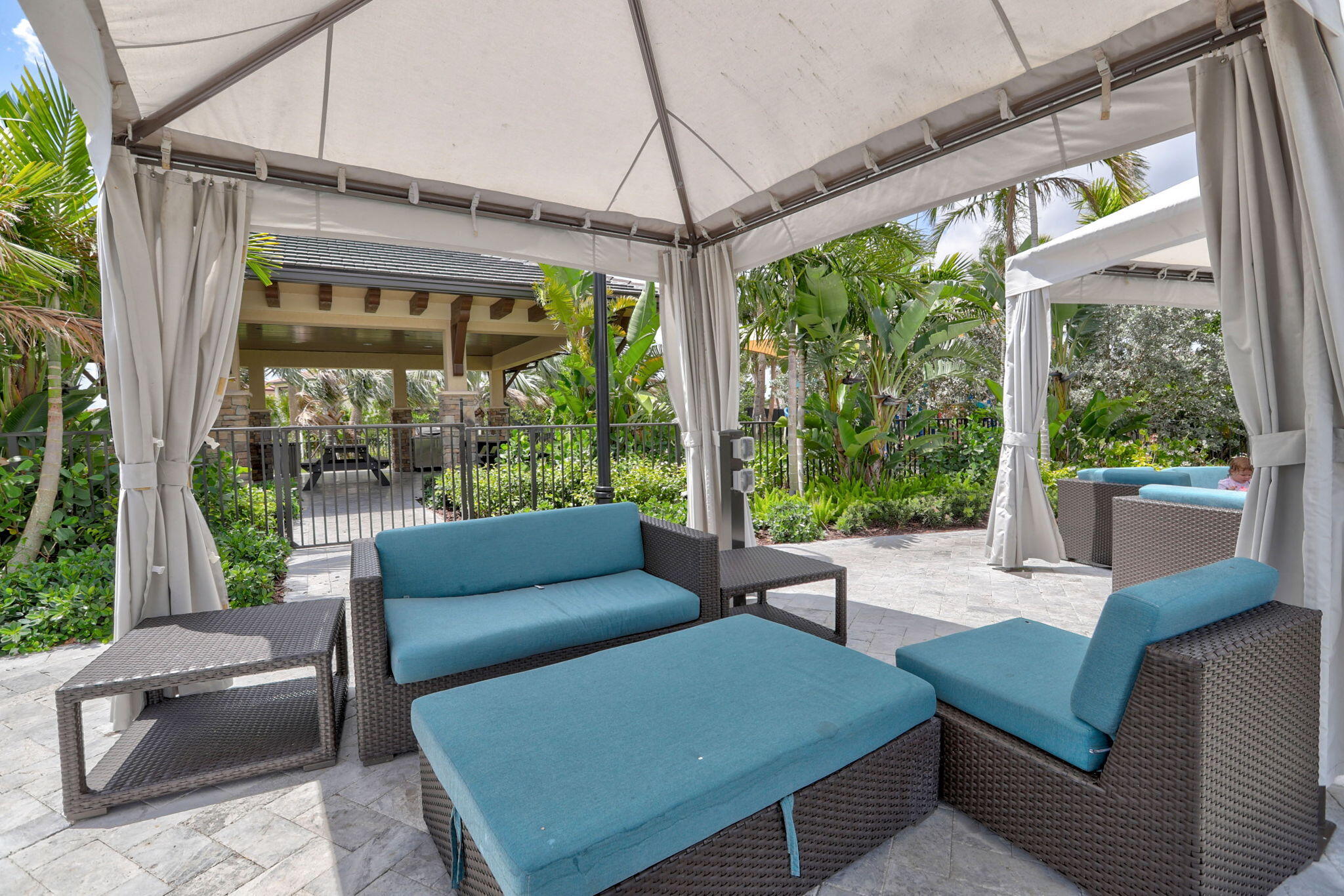 BRUSCHI PROPERTY - Residential