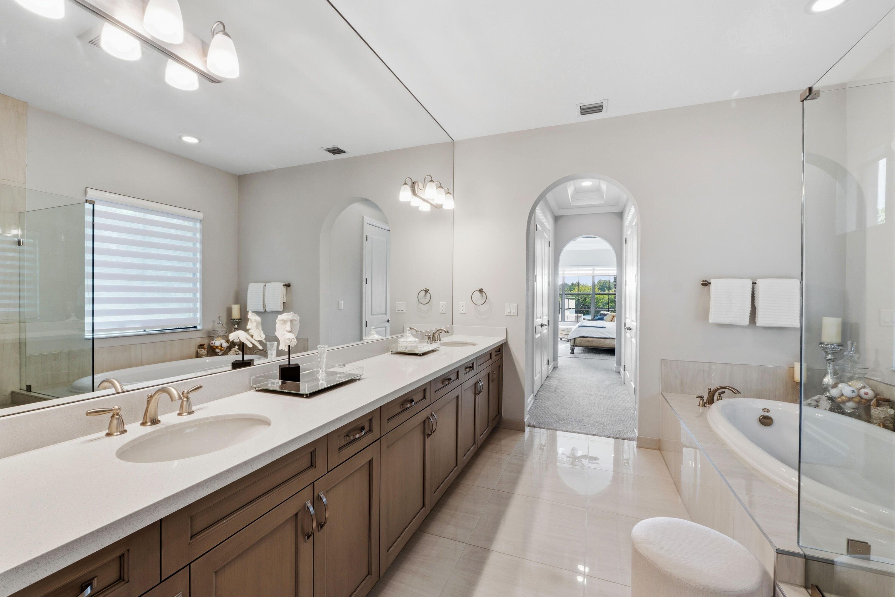 BRUSCHI PROPERTY - Residential