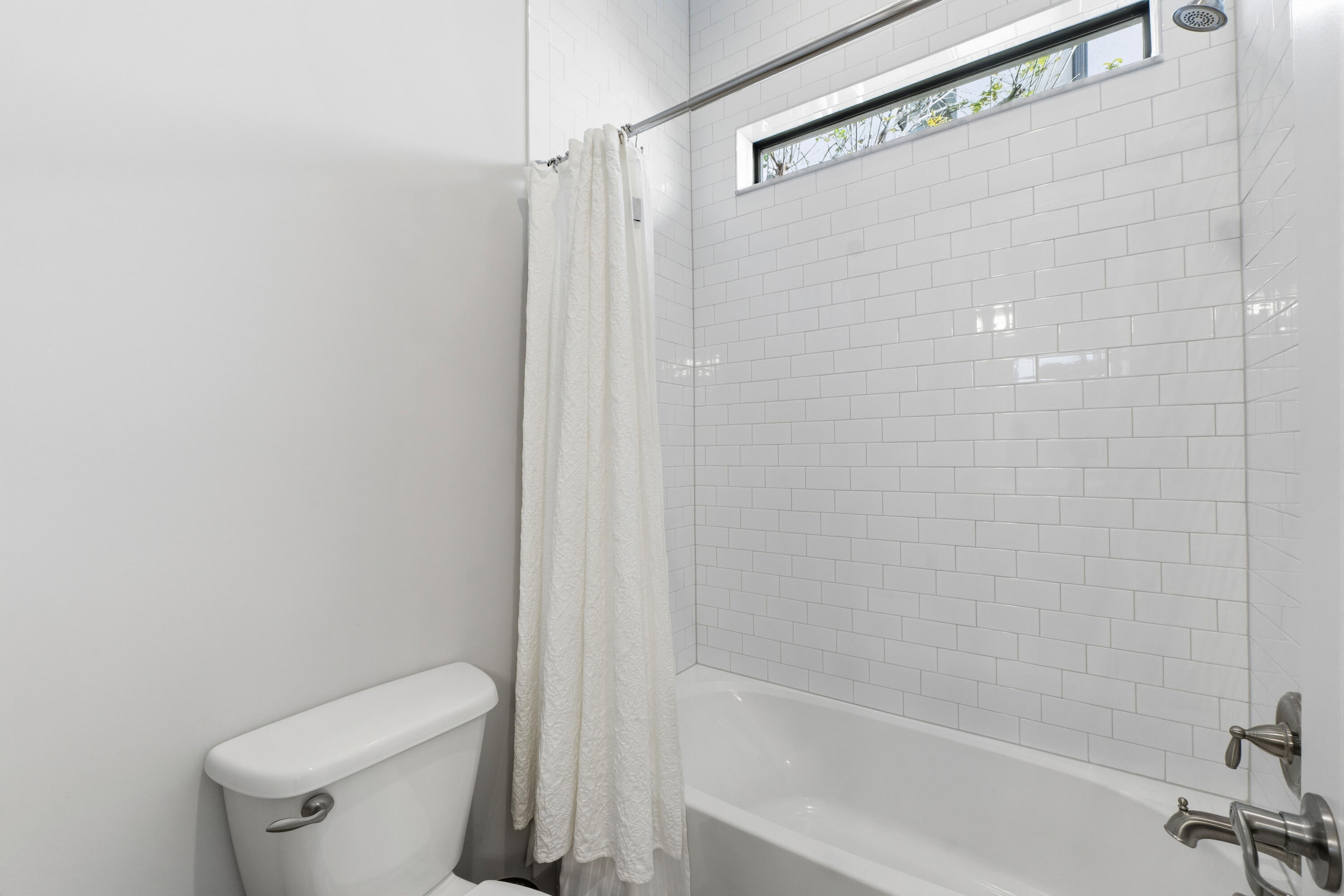 BRUSCHI PROPERTY - Residential