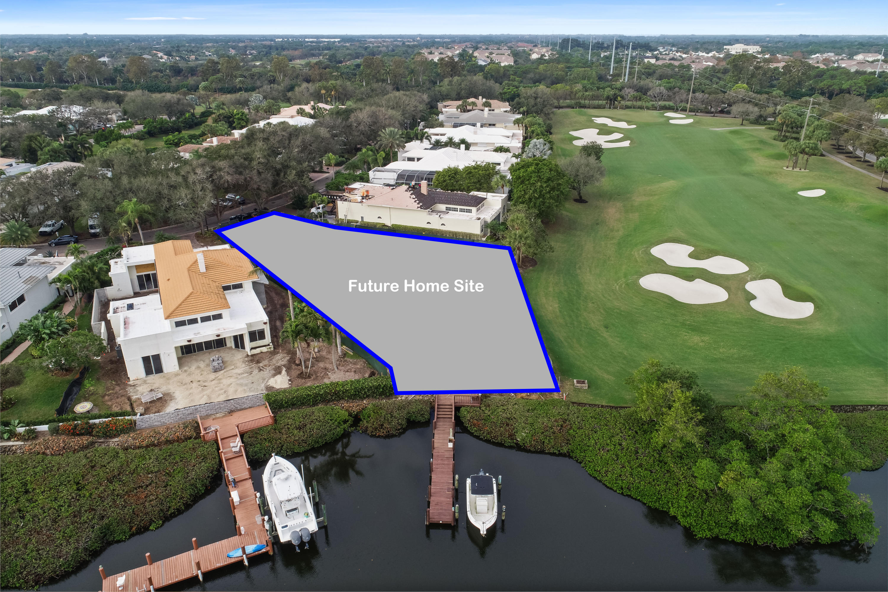 ADMIRALS COVE - Residential