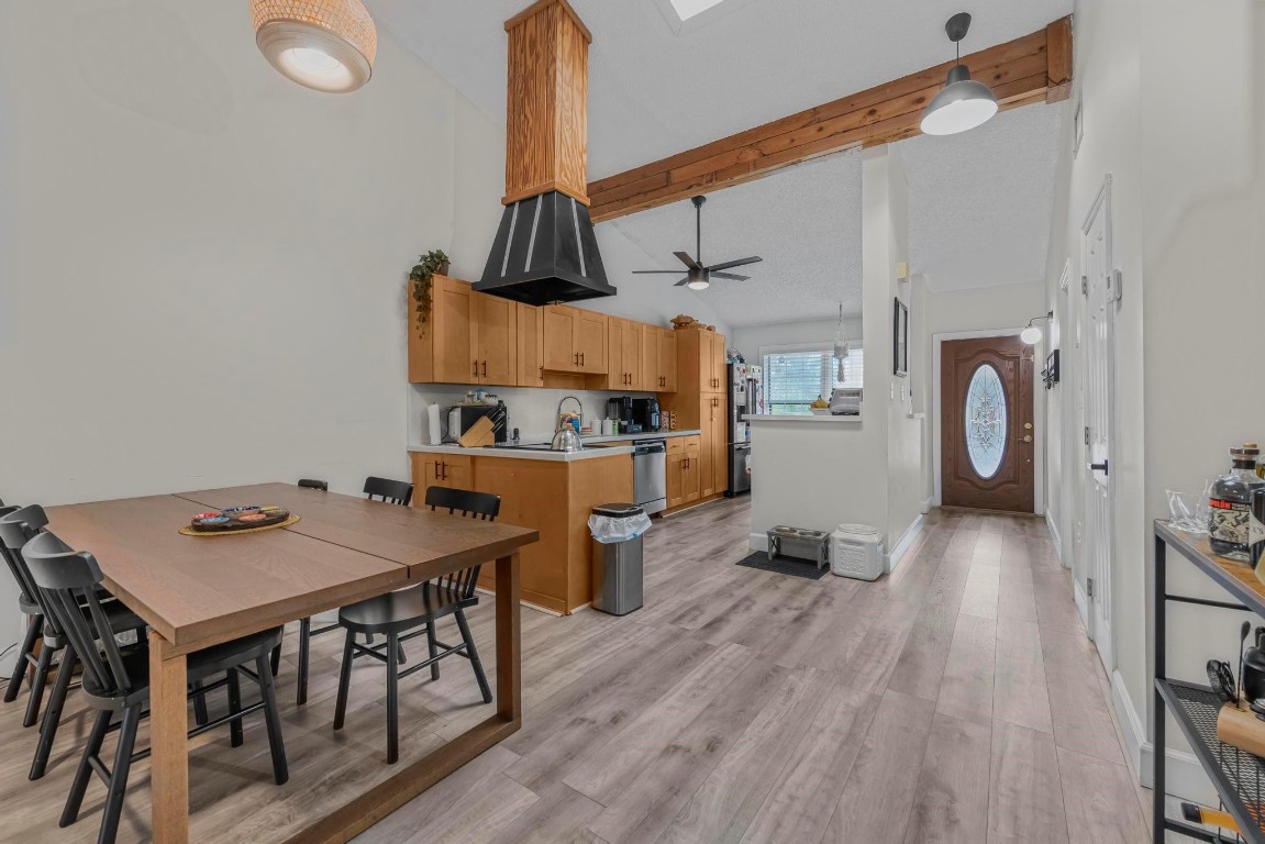 10140 Phoenix Court 10140