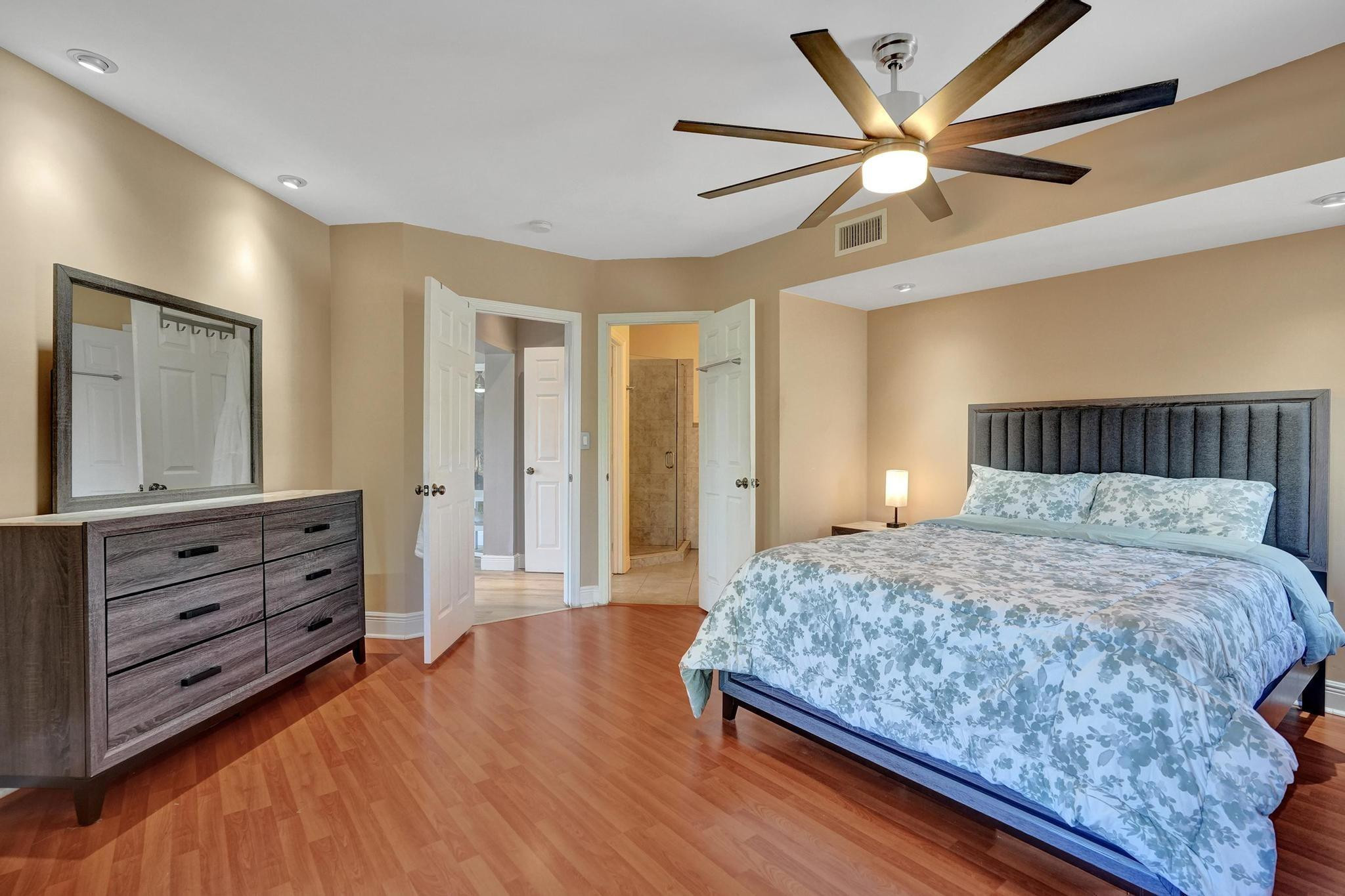 BOULEVARD HEIGHTS SEC 8 - Residential