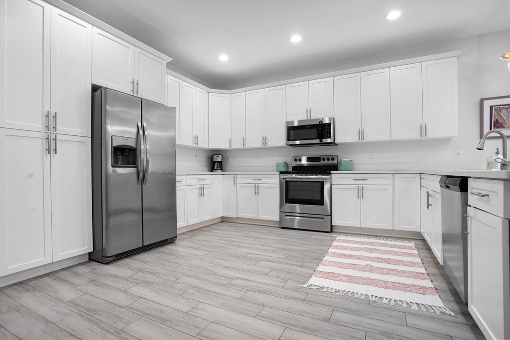 Photo of 1033 Mango Drive, Delray Beach, FL 33444 (MLS # R11124690)