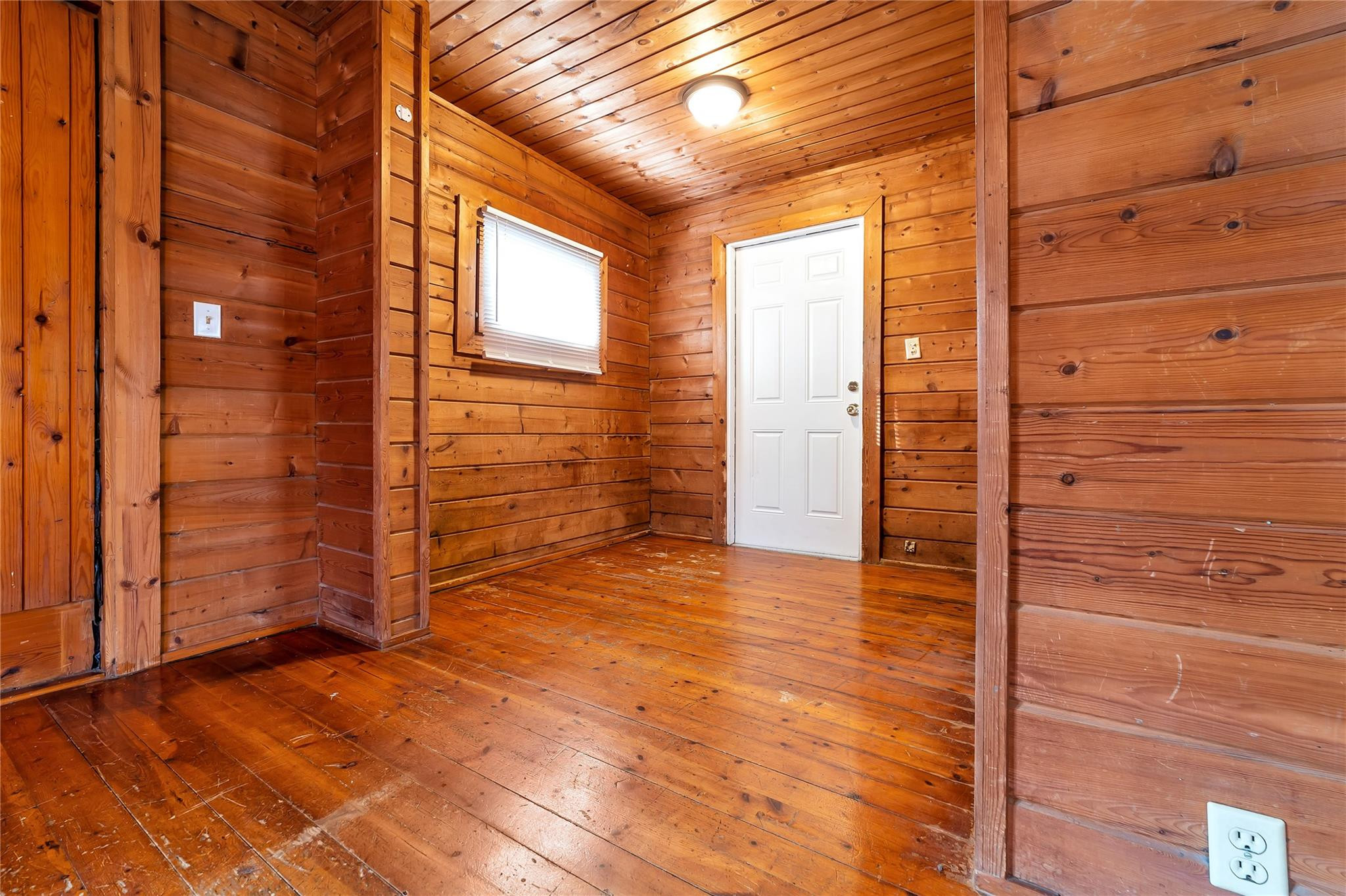 MANTYHARJU LANTANA - Residential Lease