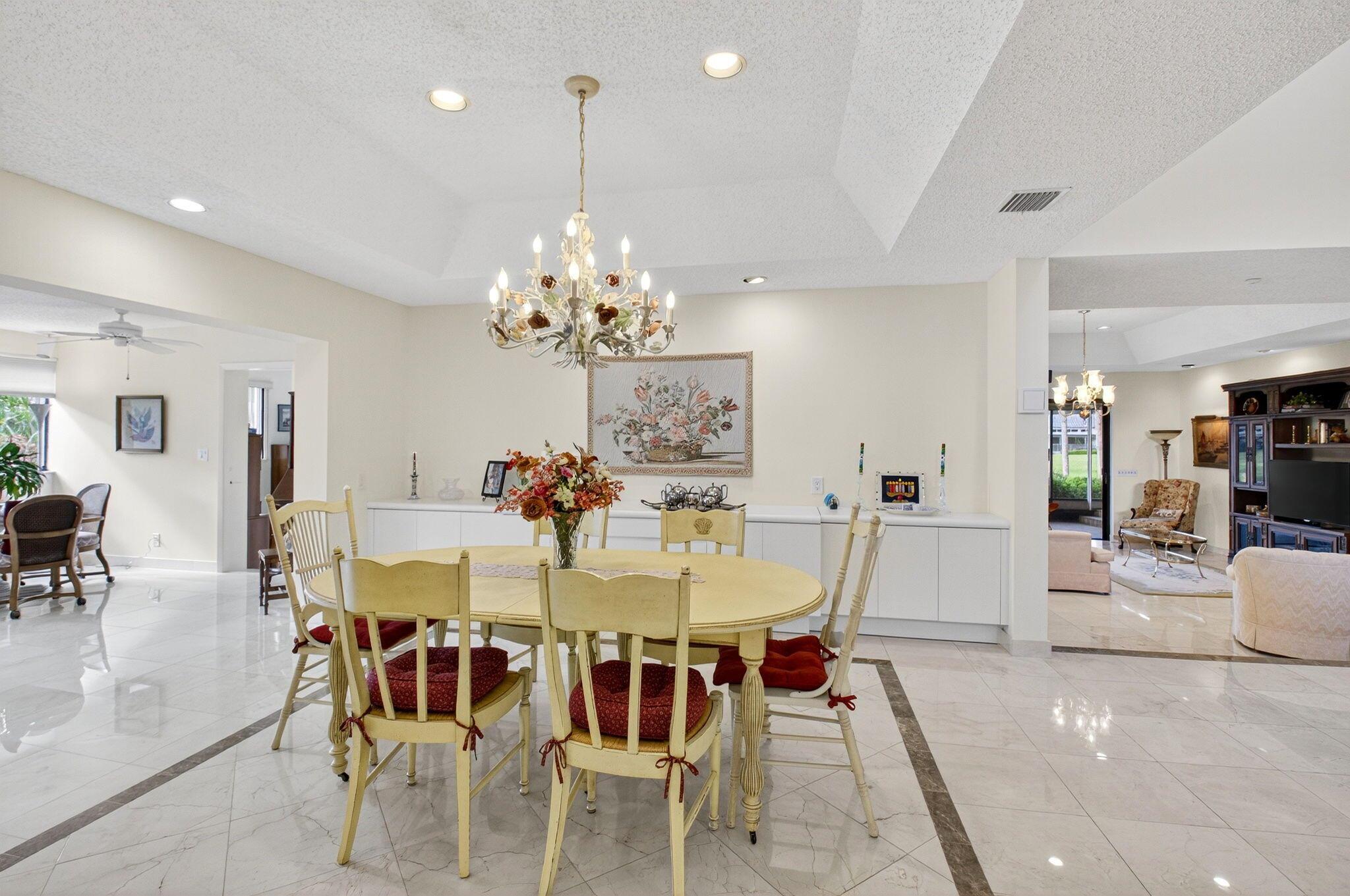 BRISTOL AT HUNTERS RUN CO - Residential