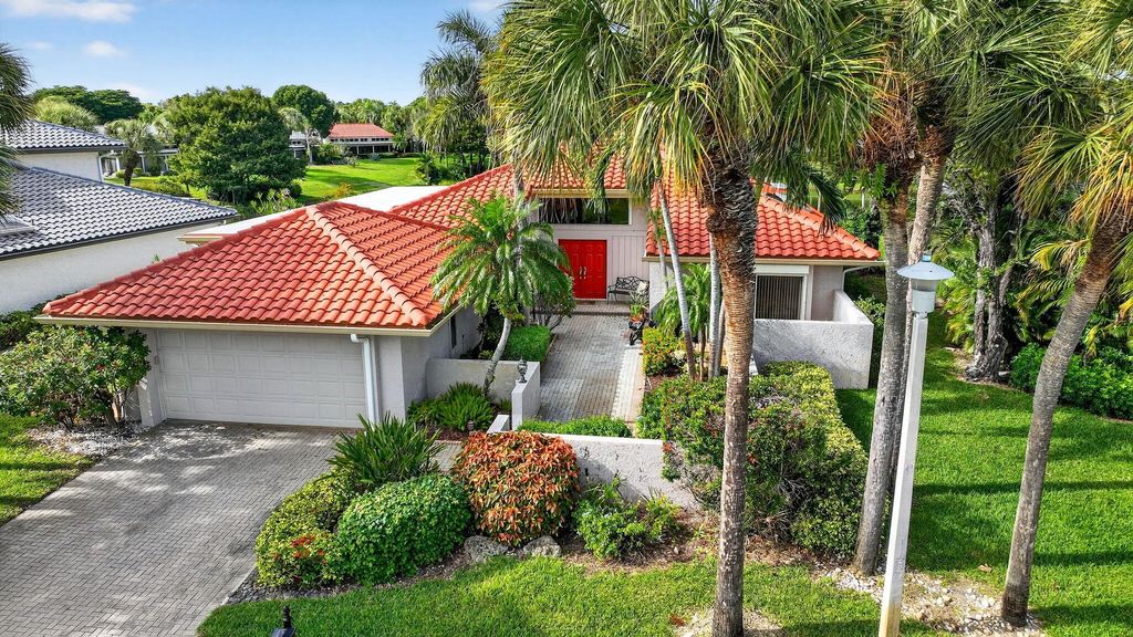 Photo of 54 Bristol Drive, Boynton Beach, FL 33436 (MLS # R11140256)