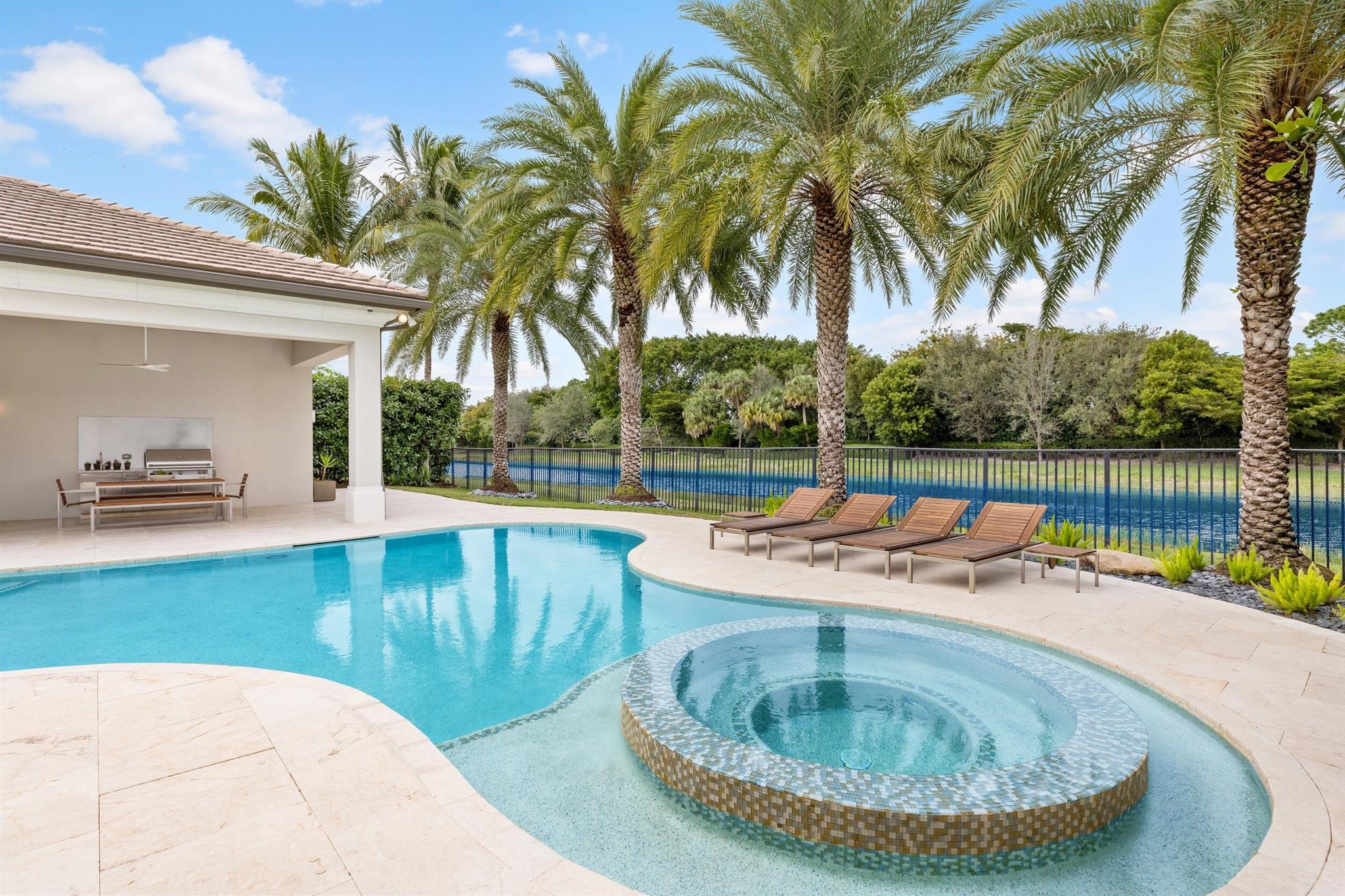 Seven Bridges - Residential