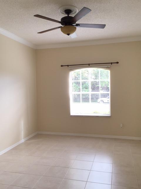 PORT ST LUCIE SECTION 5 - Residential Lease