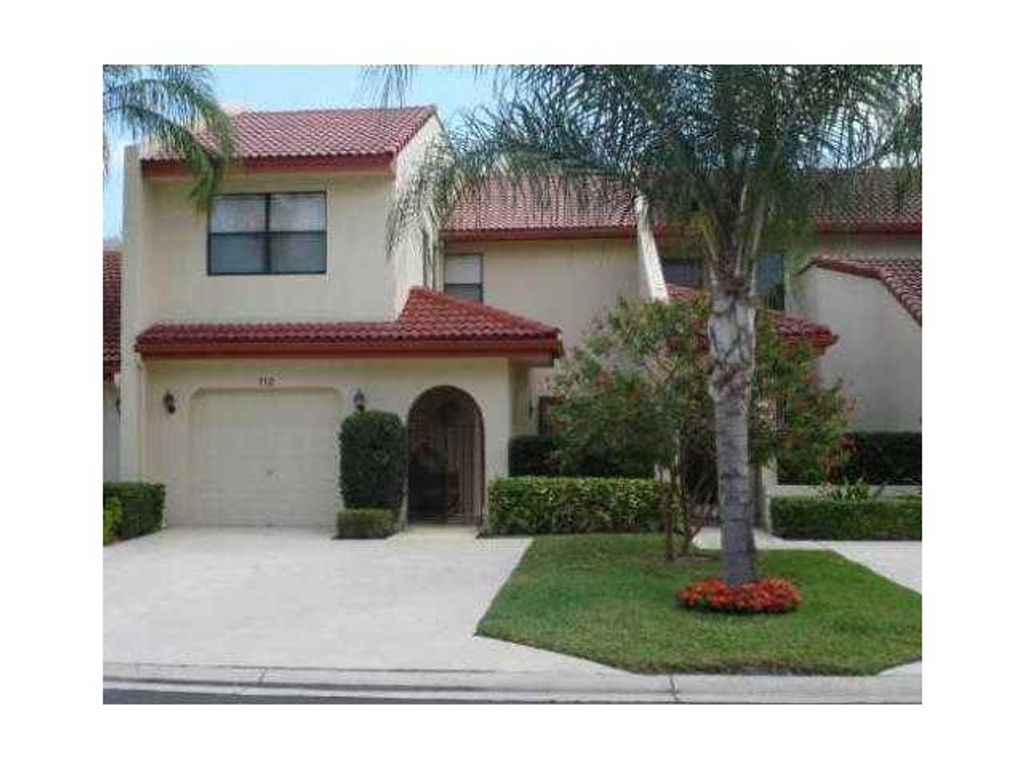 Photo of 712 Windermere Way, Palm Beach Gardens, FL 33418 (MLS # R10692888)