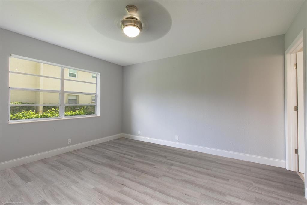 GOLDEN LAKES VILLAGE CONDO E - Residential