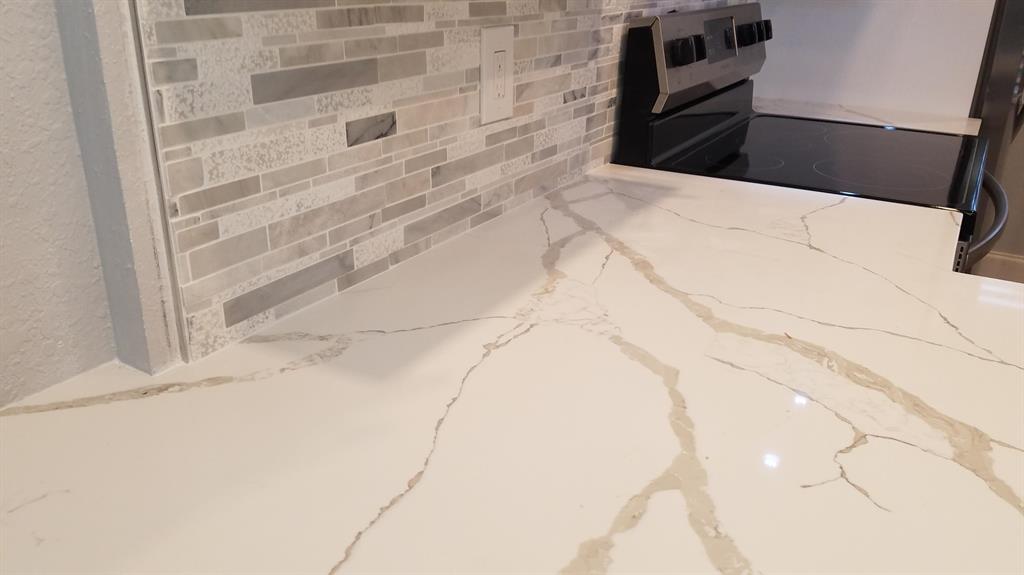 GOLDEN LAKES VILLAGE CONDO E - Residential