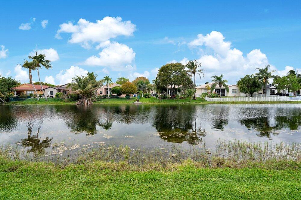POD 2 AT MONARCH LAKES - Residential