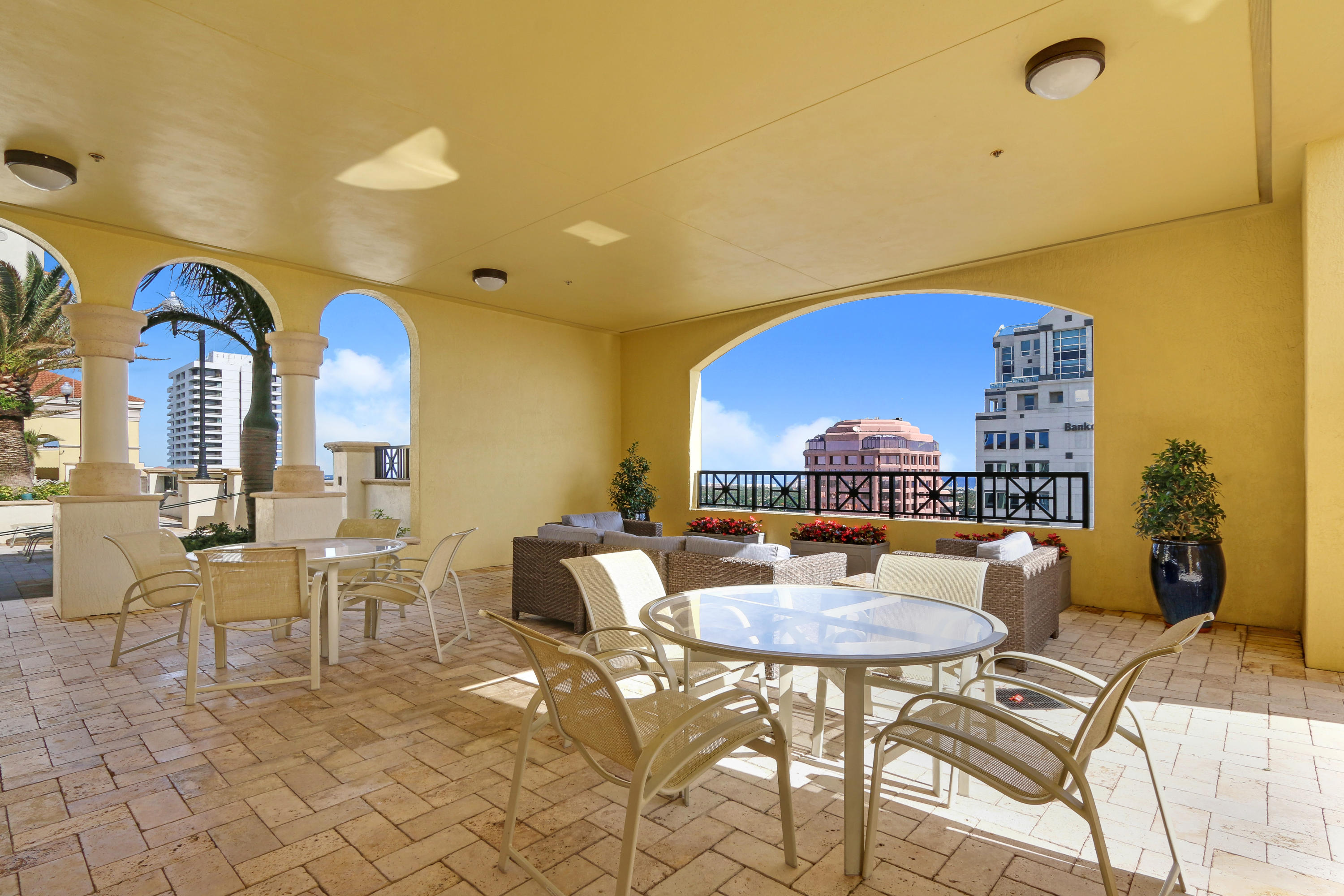 ONE CITY PLAZA CONDO - Residential