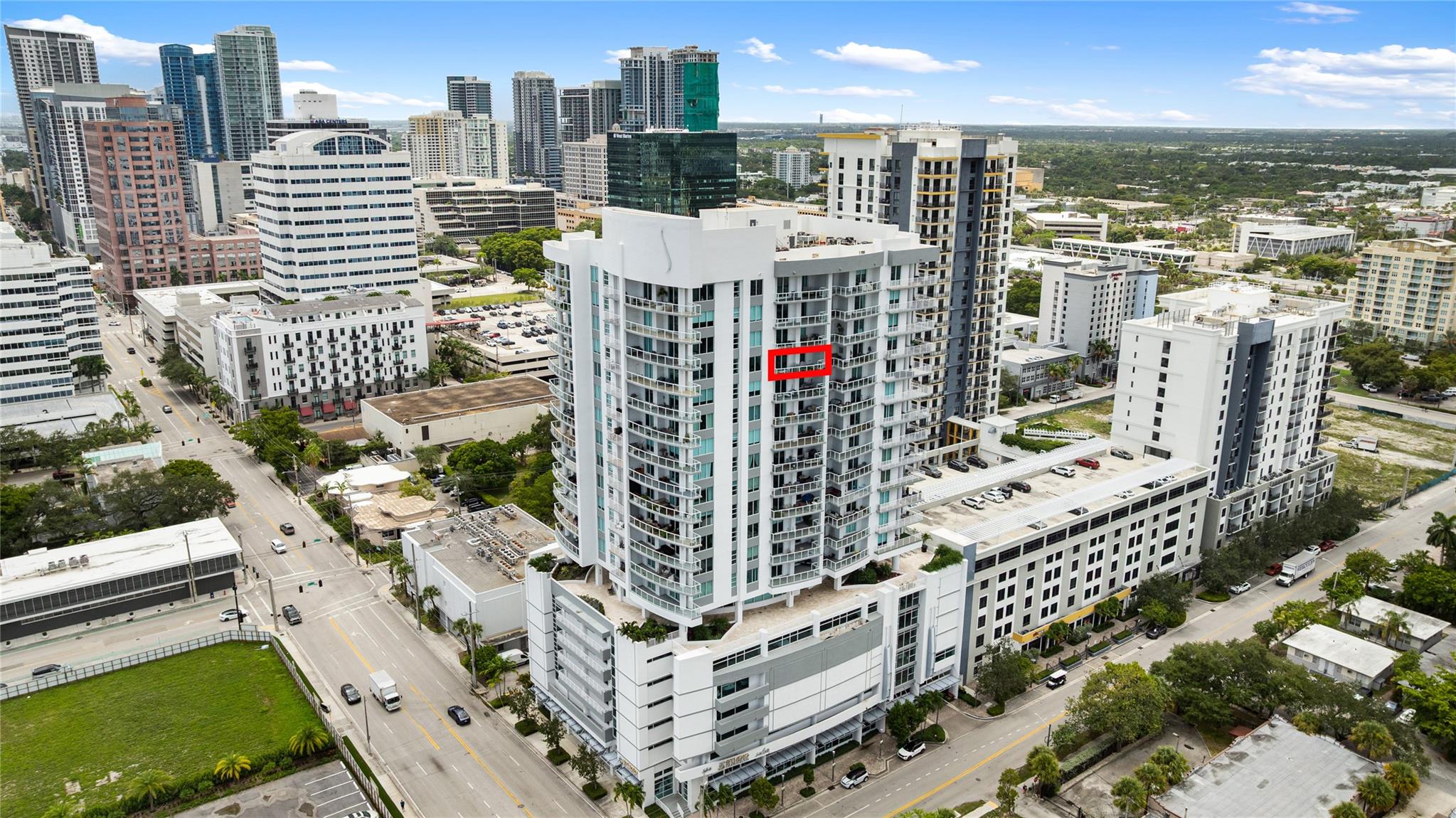 Prime Location in Flagler Village! Soak in panoramic Downtown Fort Lauderdale skyline views from this light-filled 18th-floor 2BD/2BA condo at Strada 315. Floor-to-ceiling impact windows and a private extended balcony highlight the open living space. The updated kitchen features quartz countertops, stainless steel appliances, and marble floors, complemented by a new A/C, smart thermostat, in-unit laundry, walk-in closet, and a spa-inspired primary bath with soaking tub.
This pet-friendly residence includes two covered parking spaces and offers resort-style amenities such as a fitness center, heated pool, hot tub, clubhouse, business center, EV charging stations, and 24/7 concierge.
Minutes to Brightline, Las Olas, Flagler Village hotspots, beaches, dining, and shopping.
