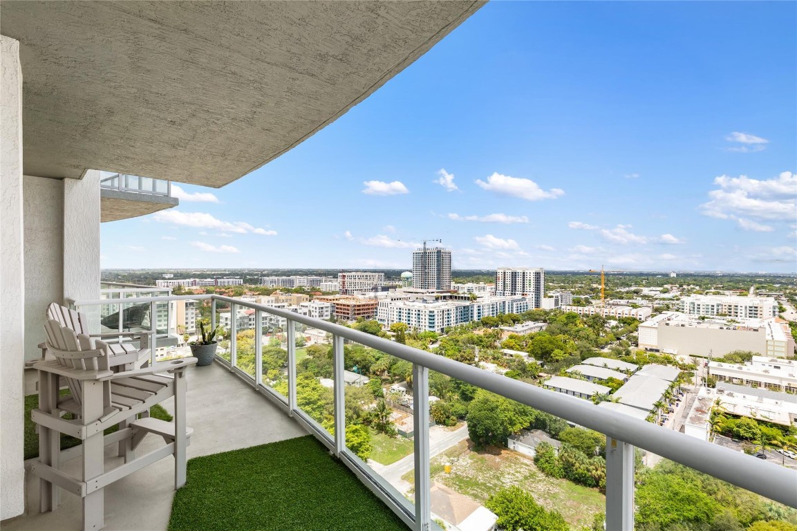 315 NE 3rd Avenue 1808