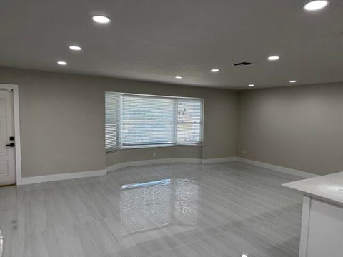 Tiny photo for 4259 Empress Street, Palm Beach Gardens, FL 33410 (MLS # B26054568)