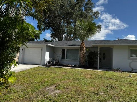 Tiny photo for 4259 Empress Street, Palm Beach Gardens, FL 33410 (MLS # B26054568)