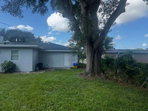 Tiny photo for 4259 Empress Street, Palm Beach Gardens, FL 33410 (MLS # B26054568)