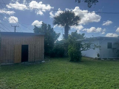 Tiny photo for 4259 Empress Street, Palm Beach Gardens, FL 33410 (MLS # B26054568)