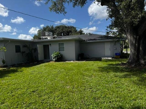 Tiny photo for 4259 Empress Street, Palm Beach Gardens, FL 33410 (MLS # B26054568)