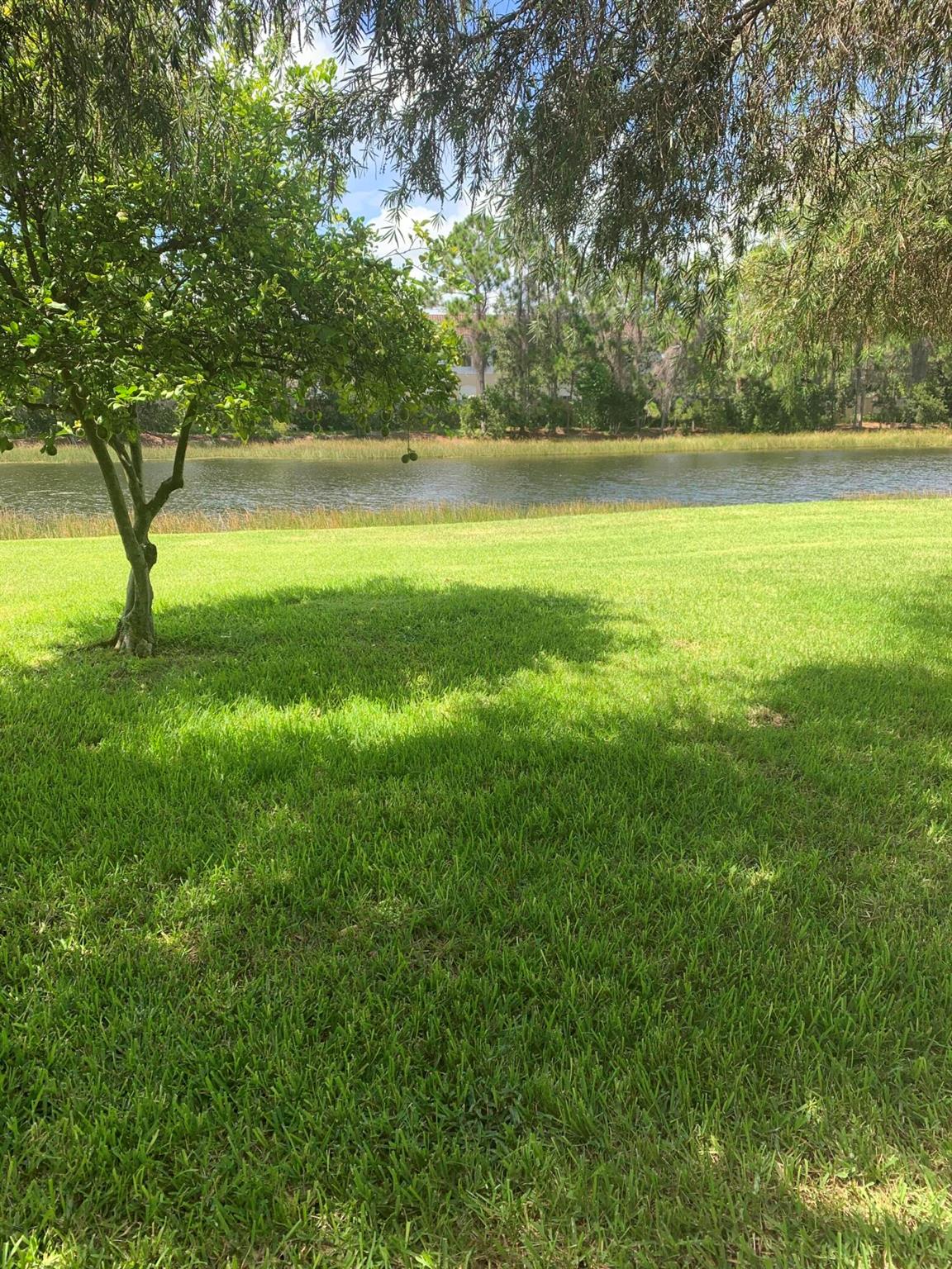 HARBOUR ISLES AT LAKE CHA - Residential Lease