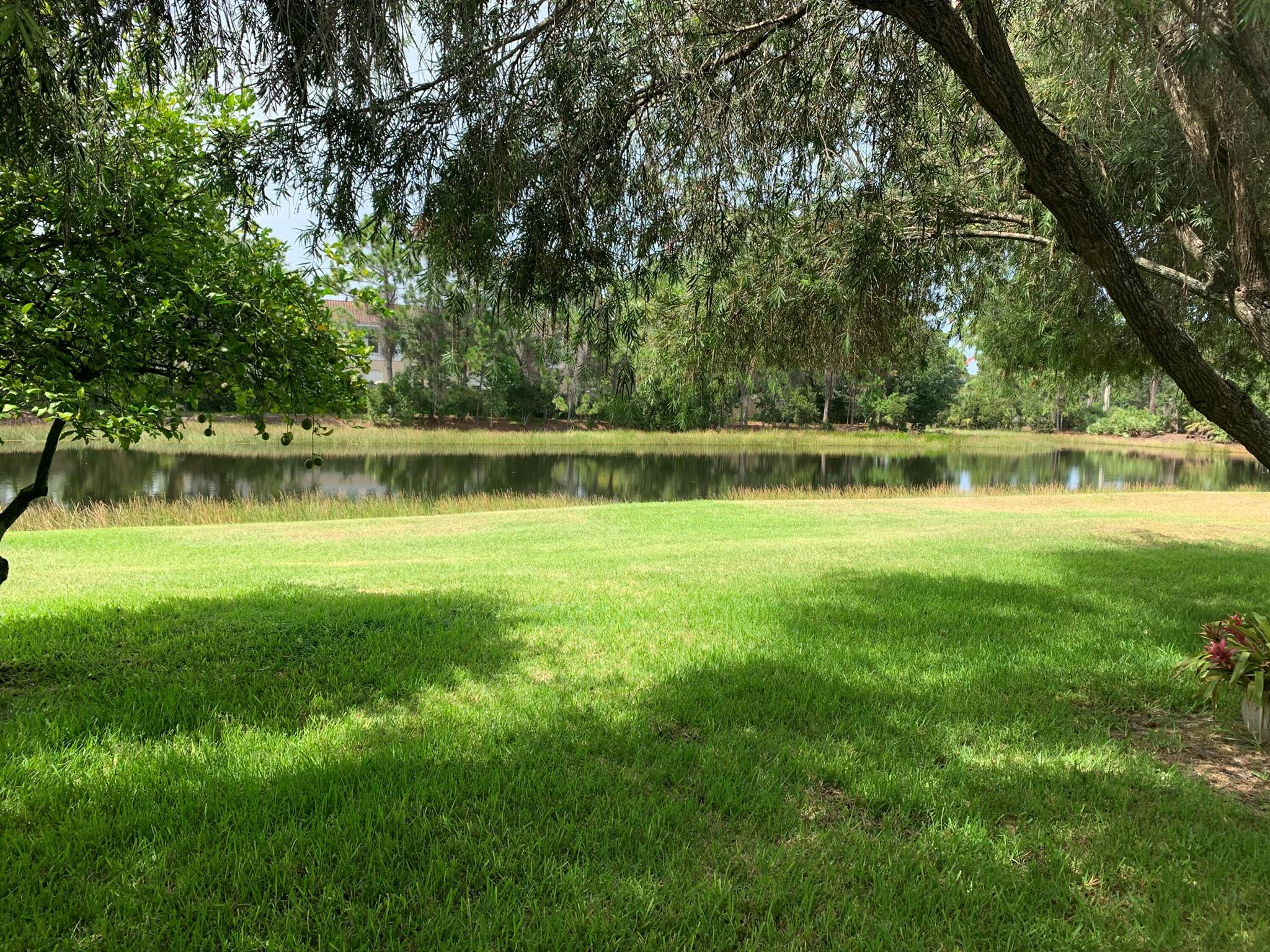 HARBOUR ISLES AT LAKE CHA - Residential Lease