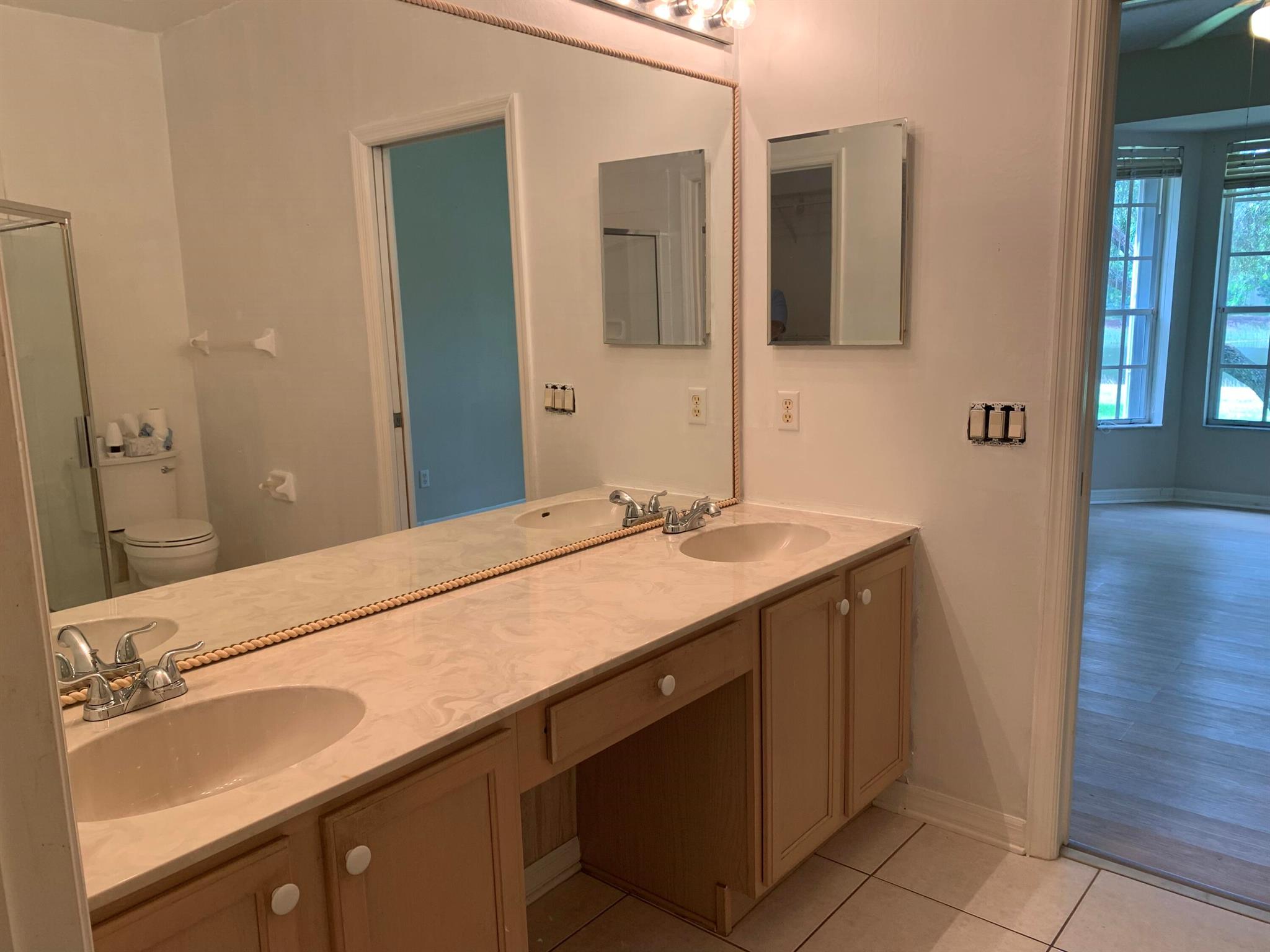 HARBOUR ISLES AT LAKE CHA - Residential Lease