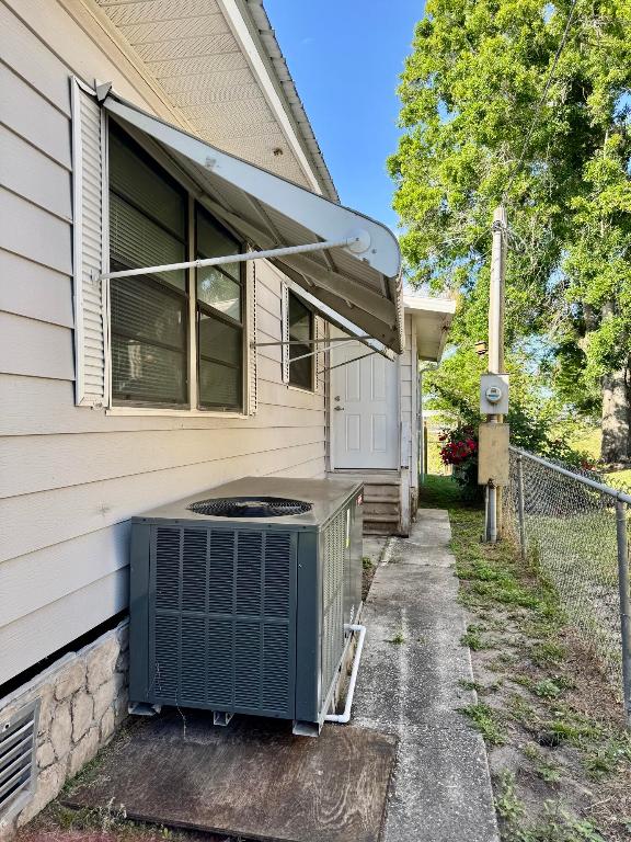 LAR-KEE LAKE - Residential