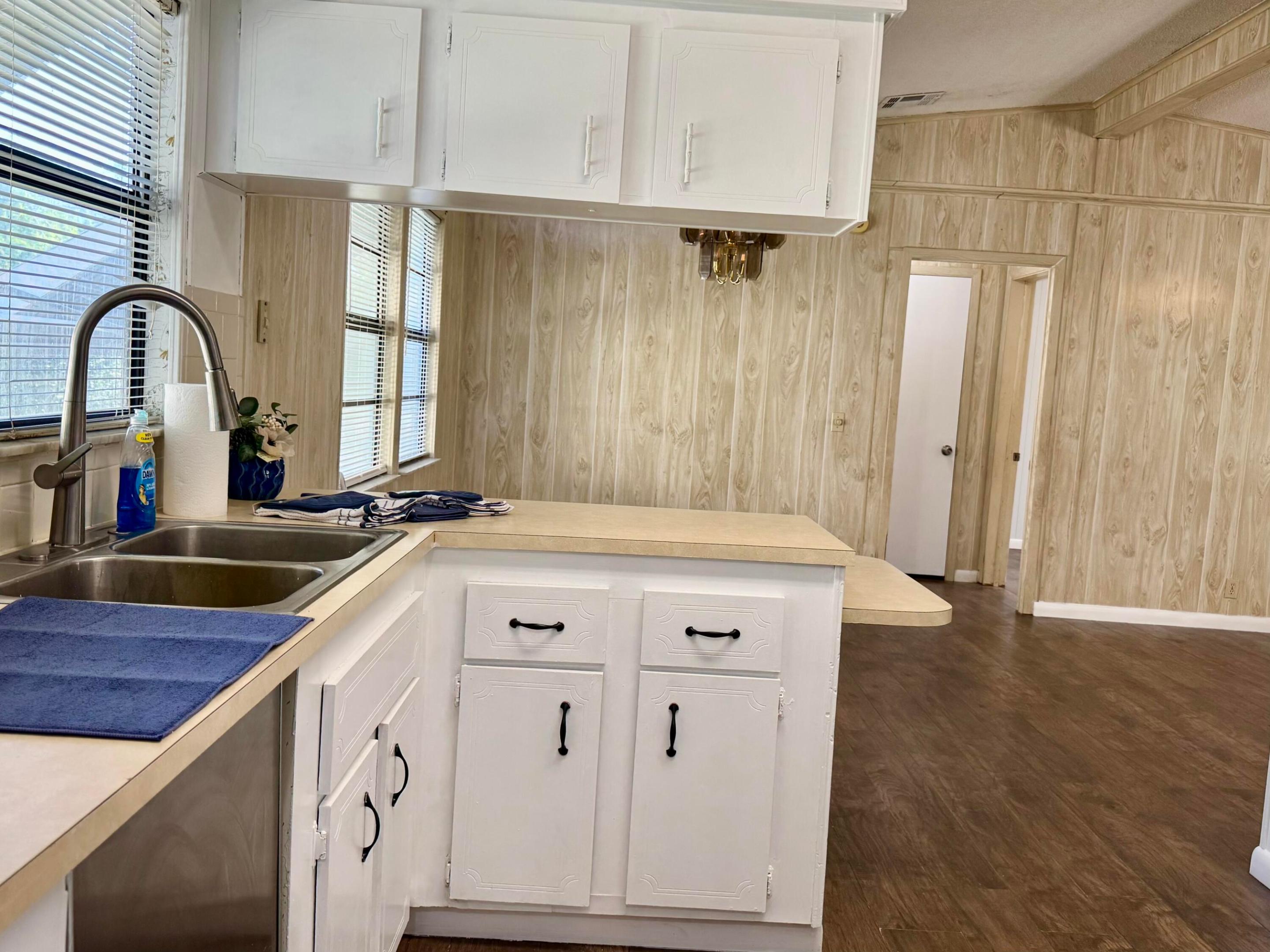 LAR-KEE LAKE - Residential