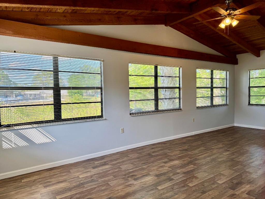 LAR-KEE LAKE - Residential