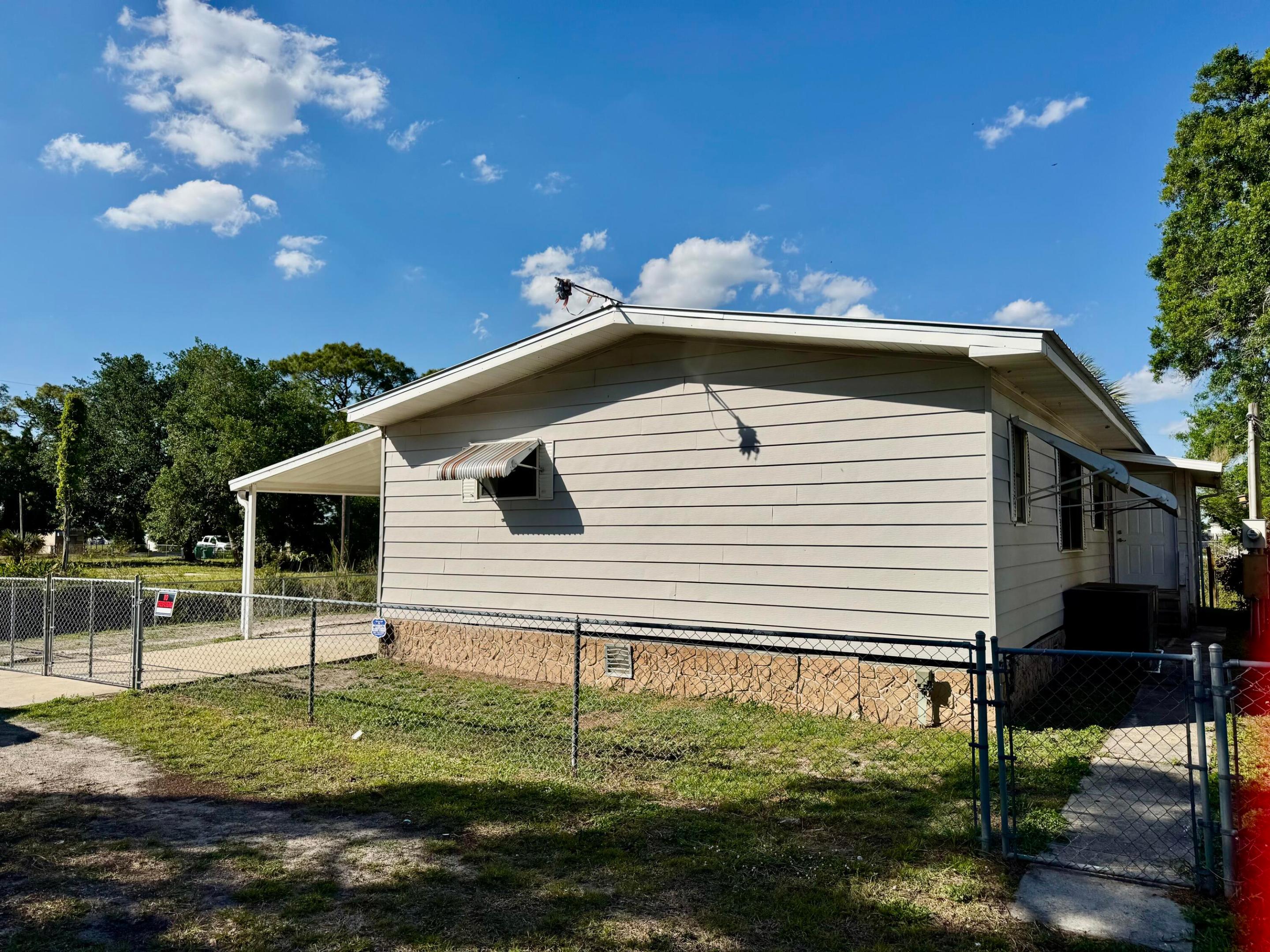 LAR-KEE LAKE - Residential