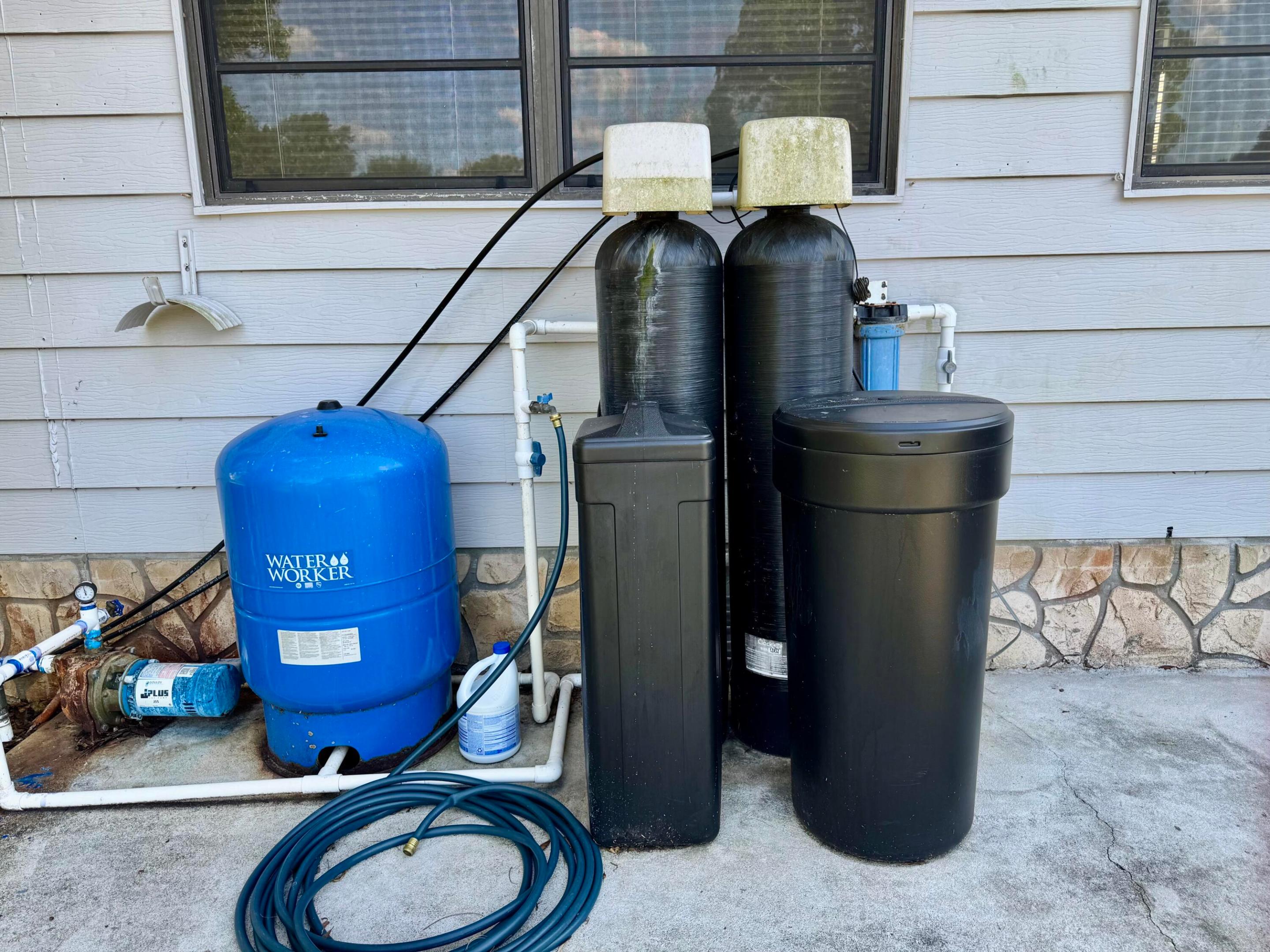 LAR-KEE LAKE - Residential